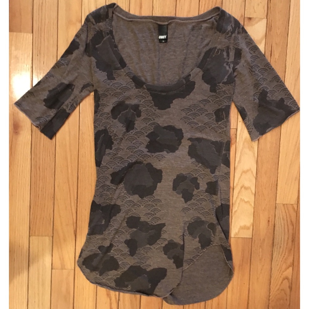 Obey 3/4 sleeve tunic shirt